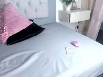 Chaturbate Best live sex cam show of saralandry