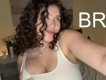 Chaturbate Live Sex Cam of ariella_sol