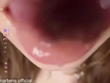 Chaturbate Live Sex Cam of beckymartens