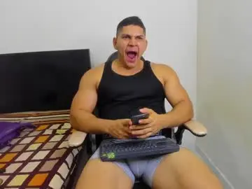 Chaturbate Sex Cam of dylan_brook