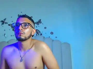 Chaturbate Free Porn Cam of diemmartinez