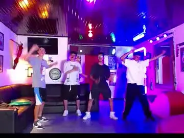 Chaturbate Adult Webcams of flyckers