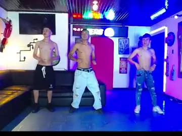 Chaturbate Sex Cam of flyckers