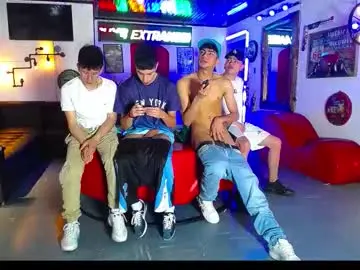 Chaturbate Adult Webcams of flyckers