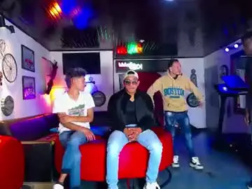 Chaturbate Best live sex cam show of flyckers