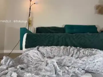 Chaturbate Adult Video Chat of tollysage