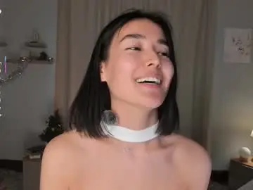 Chaturbate Live Sex Cam of lora_lifelover