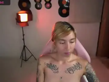 Chaturbate Watch Live Sex Cams of saucy_jenn1