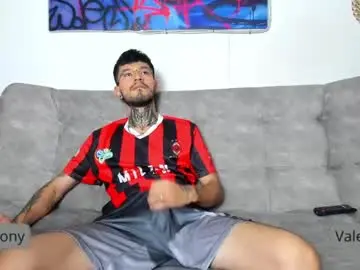 Chaturbate Sex Chat of valentino_bel