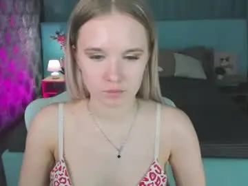 Chaturbate Live Sex Cam of cold_watterfal