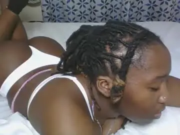 Chaturbate Free Live Porn of hot_sexy_queen