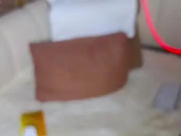 Chaturbate Adult Webcams of emilytrays