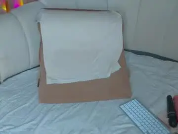 Chaturbate Best live sex cam show of emilytrays