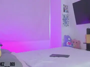 Chaturbate Free Live Porn of chloe__daviss