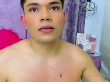 Chaturbate Free Porn Cam of davejonesz