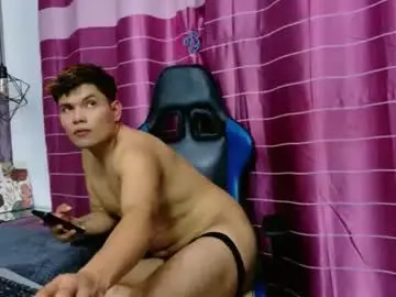 Chaturbate Free Live Porn of davejonesz