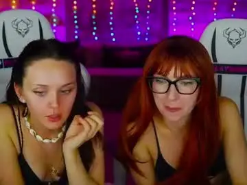 Chaturbate Live Sex Cam of asyaxoteam