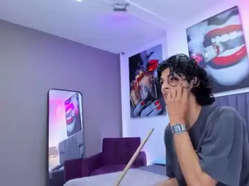 Chaturbate Live Porn of damian_vadim