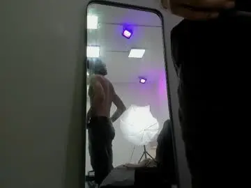 Chaturbate Live Sex Cam of damian_vadim