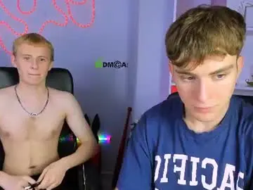 Chaturbate Live Sex Cam of dylan_knight