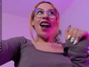 Chaturbate Watch Live Sex Cams of honey_bitee