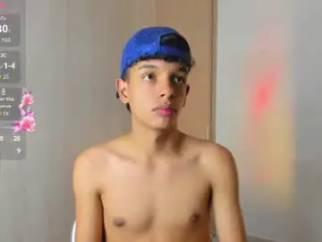 Chaturbate Adult Webcam of maxfrost1