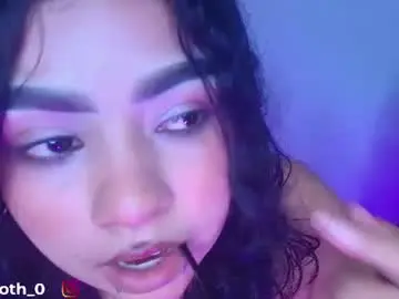 Chaturbate Adult Webcams of sharloth_0