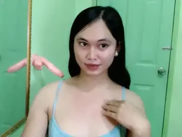 Chaturbate Free Live Porn of ursweet_athisa18