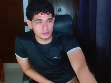 Chaturbate Live Porn of zyrosxk