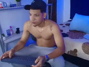 Chaturbate Adult Webcam of bick_jhonn