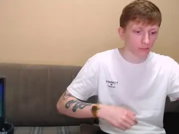 Chaturbate Live Sex Cam of dyrinda