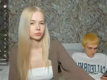 Chaturbate Live Sex Cam of eshcka