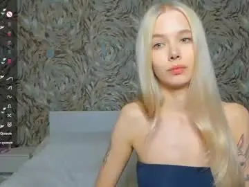 Chaturbate Live Sex Cam of eshcka