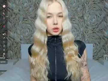 Chaturbate Best live sex cam show of eshcka