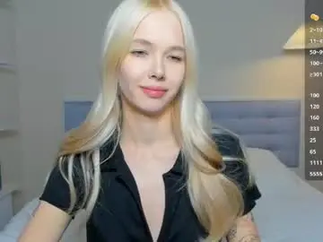 Chaturbate Live Sex Cam of eshcka