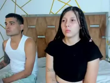 Chaturbate Live Sex Cam of isa_leo