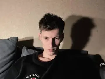 Chaturbate Sex Chat of kevin_hornyyy