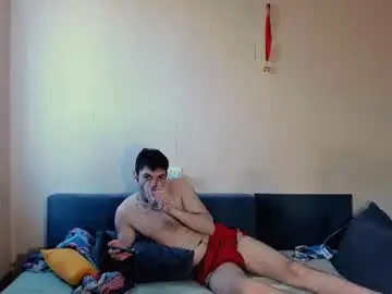 Chaturbate Live Sex of kevin_hornyyy