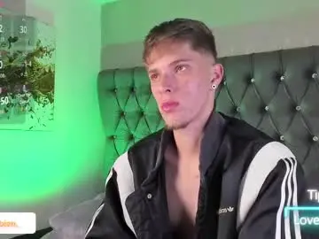 Chaturbate Private Sex Chat of robbinblaze