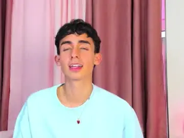 Chaturbate Sex Cam of starboyy_77