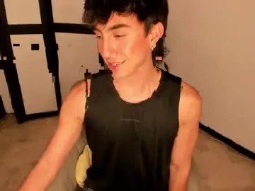 Chaturbate Watch Live Sex Cams of sweettaaron