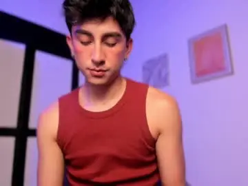 Chaturbate Free Porn Cam of sweettaaron