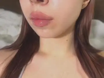 Chaturbate Best live sex cam show of yumm__