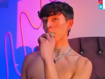 Chaturbate Best live sex cam show of maiky__cooper01