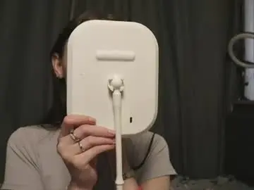 Chaturbate Live Sex Cam of telladreamerr