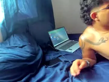 Chaturbate Free Live Porn of valentino_santos
