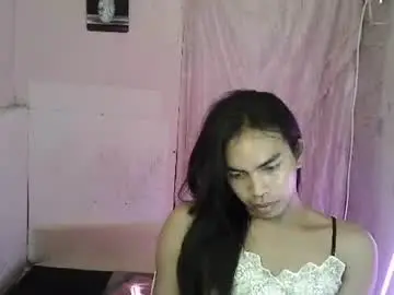 Chaturbate Live Sex Cam of exotic_blacklixexx69