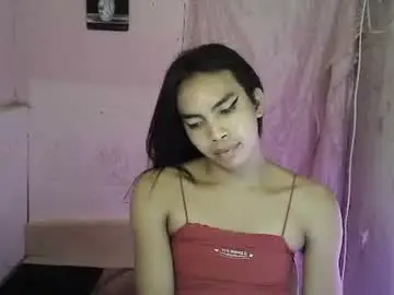 Chaturbate Live Sex Cam of exotic_blacklixexx69