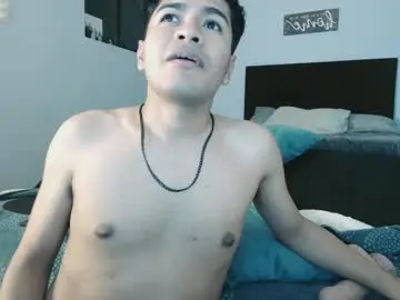 Chaturbate Adult Webcams of godiegogo_latinboy