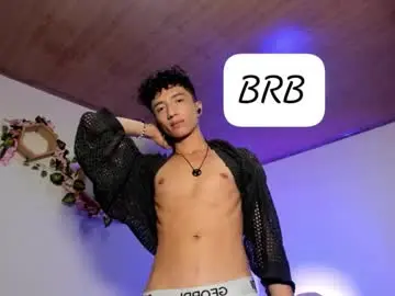 Chaturbate Free Live Porn of mhatias_